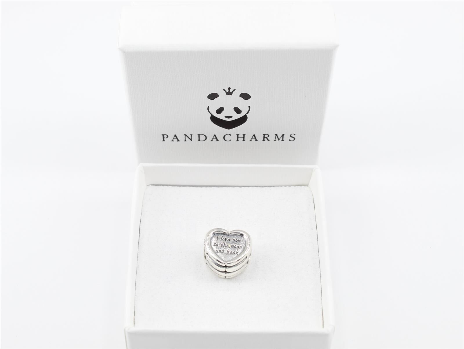 Love to Moon Pinkes Herz Charm 3 C02023-love-to-moon-pinkes-herz-charm-pic03.jpg