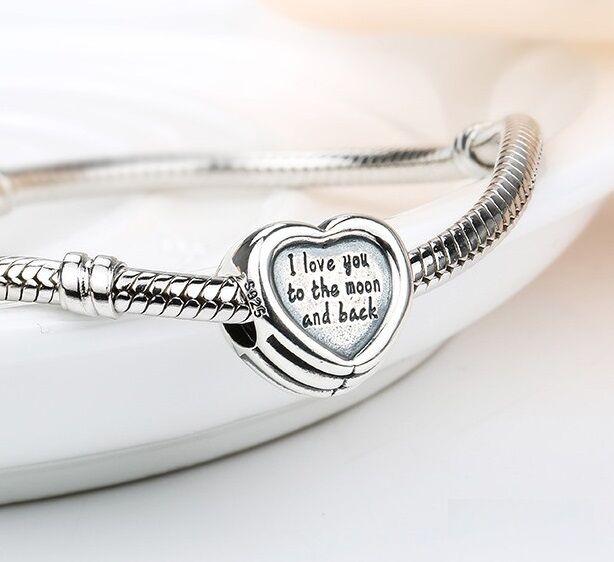 Love to Moon Pinkes Herz Charm 4 C02023-love-to-moon-pinkes-herz-charm-pic04.jpg