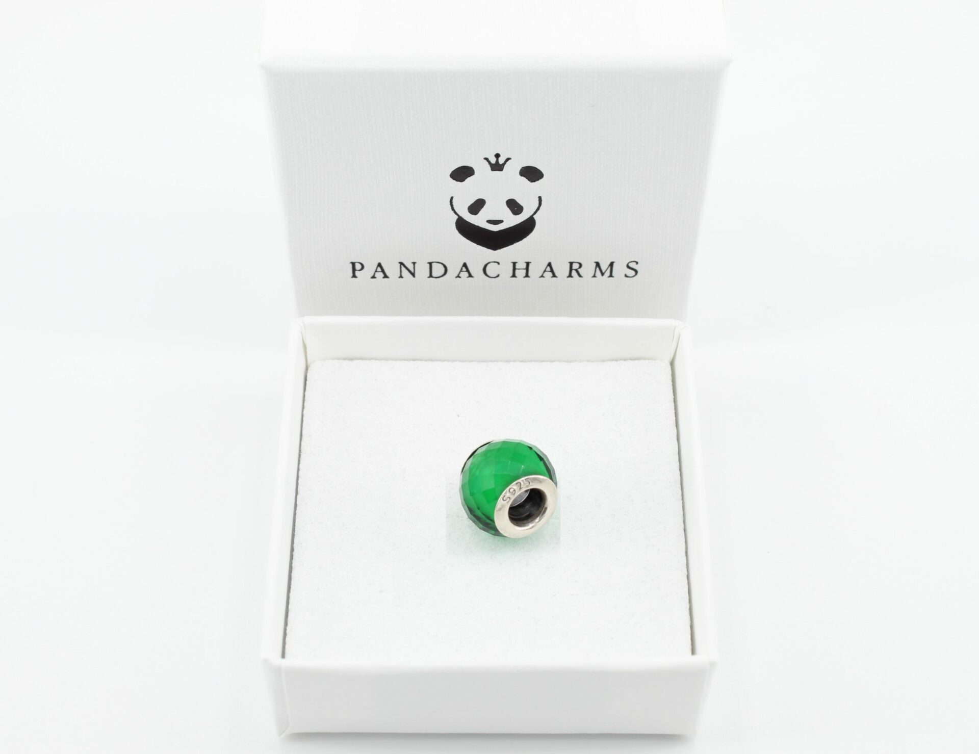 Kleiner Grüner Facettenglas Charm 2 Kleiner Grüner Facettenglas Charm