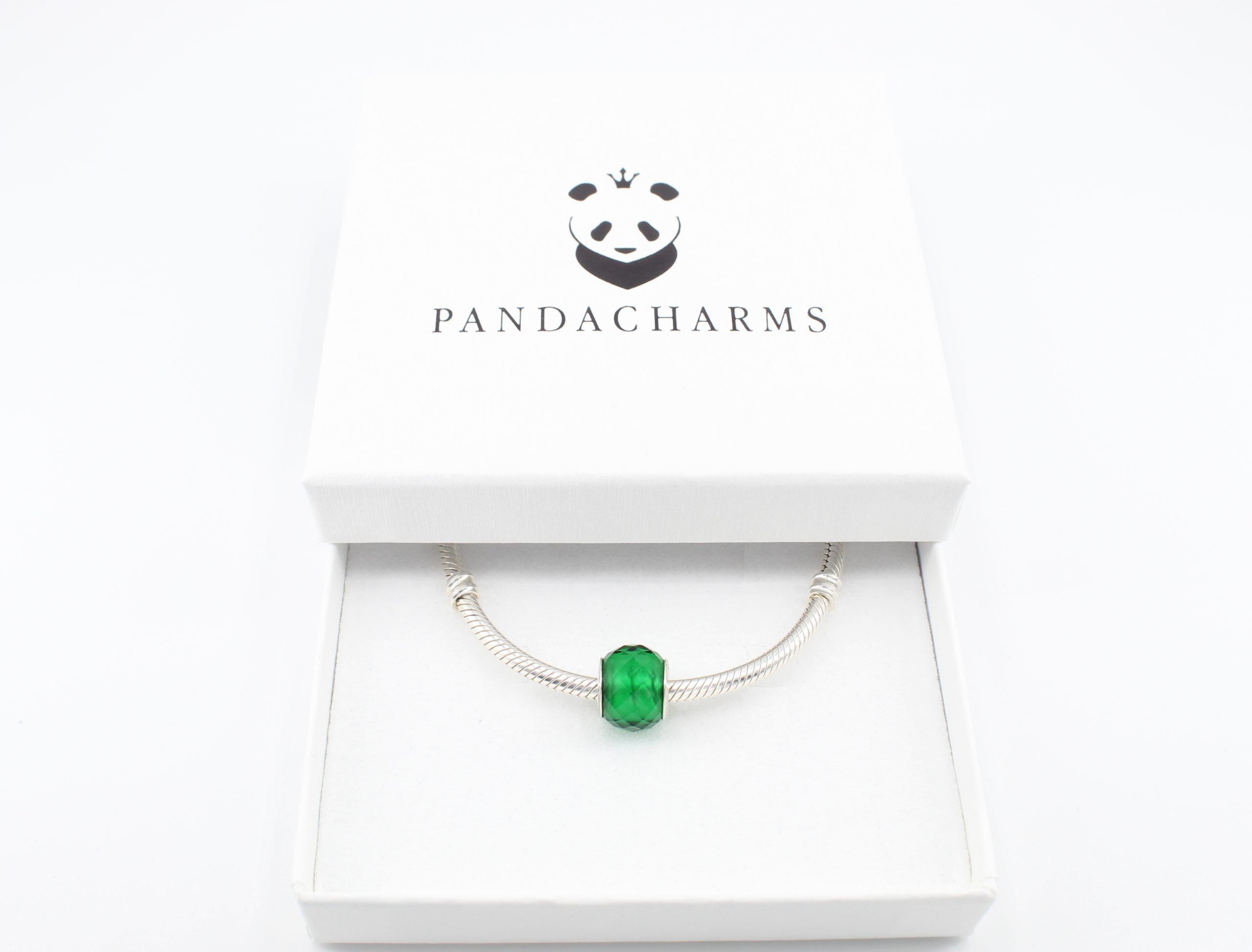 Kleiner Grüner Facettenglas Charm 3 Kleiner Grüner Facettenglas Charm