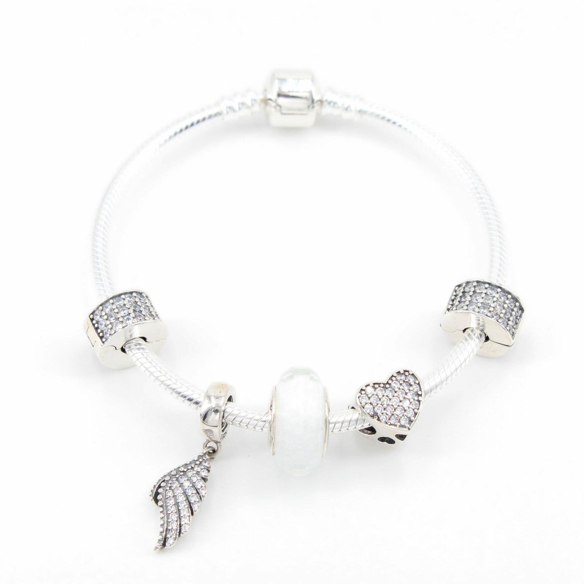 Armband mit Charms Set WHITE ANGEL 1 PANDACHARMS Armband mit Charms Set WHITE ANGEL, SKU S01025