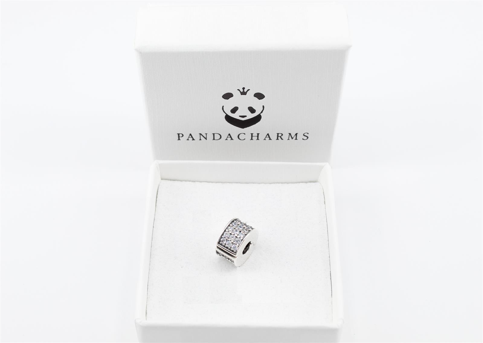 Pavé Clip Charm 2 C02018-pave-charm-clip-pic02.jpg
