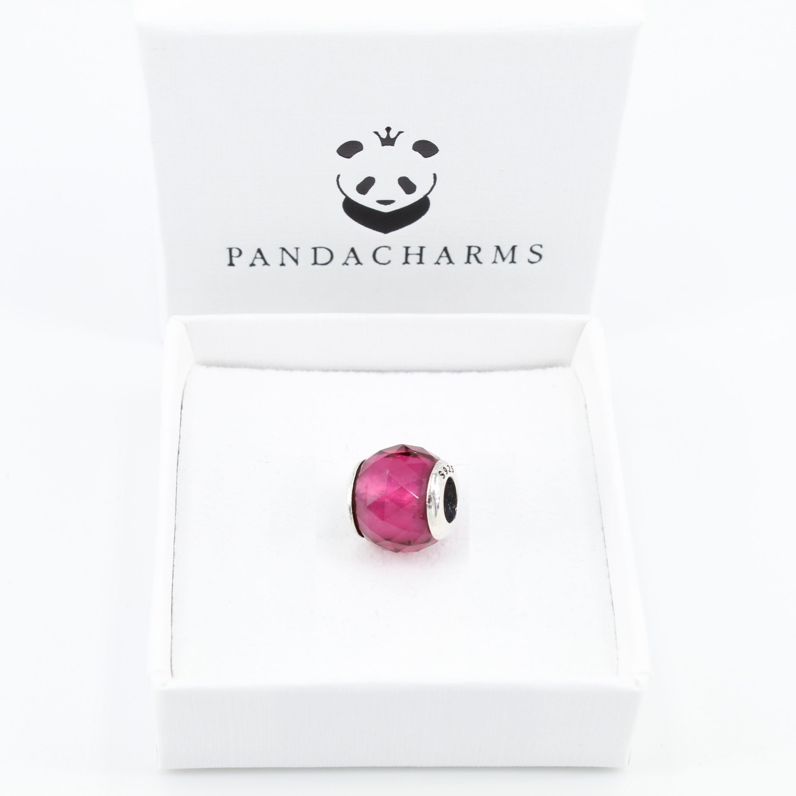 Kleiner Pinker Facettenglas Charm 2 Kleiner Pinker Facettenglas Charm