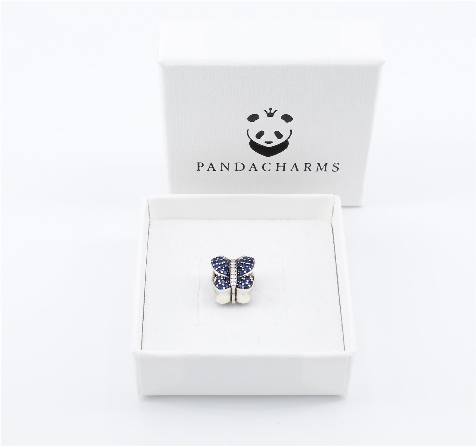 Funkelnder blauer Schmetterling Charm 2 C01015b-funkelnder-blauer-schmetterling-charm-pic02.jpg